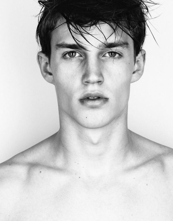 I LOVE MODELS MANAGEMENT - Jules Hamilton