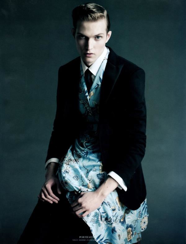 I LOVE MODELS MANAGEMENT - Adrian Bosch